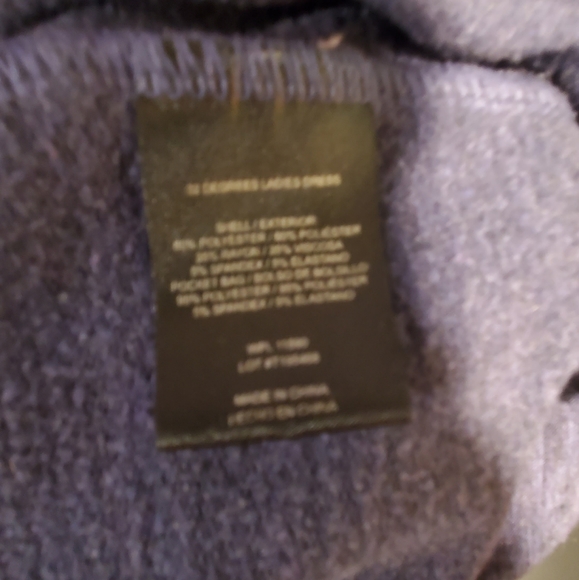 Warm Sweatshirt dress with pockets - Picture 3 of 4